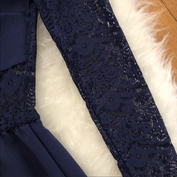 Party dress 💙 - Picture 2 of 2